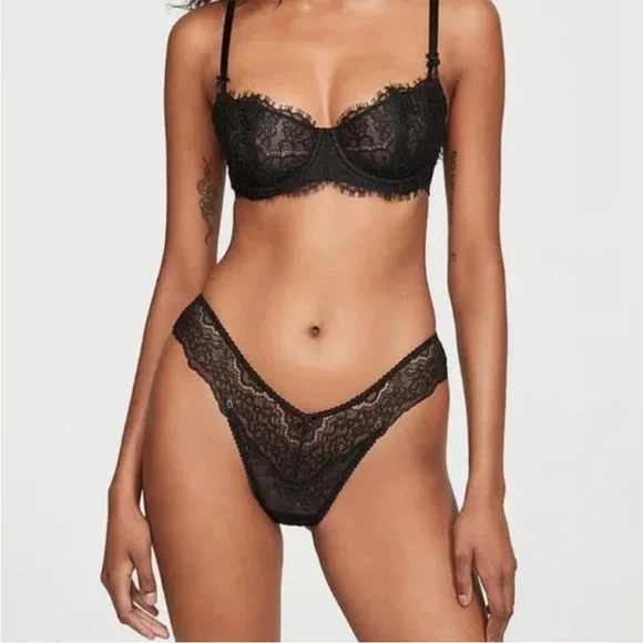 Victoria’s Secret Dream Angels Lace Brazilian Pantie Medium - Picture 3 of 8